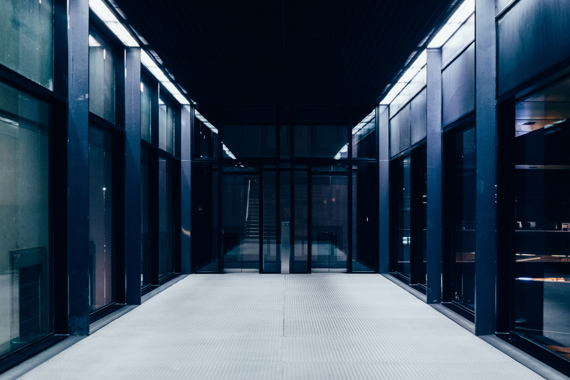 Cleanrooms & datacenters